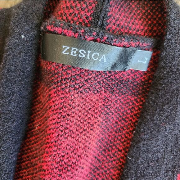 Zesica Red and Black Plaid Soft Cardigan - Picture 3 of 7